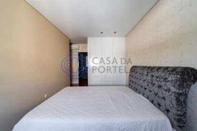 Apartamento T4 para Venda em Antas e Abade de Vermoim