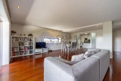 Apartamento T4 para Venda em Antas e Abade de Vermoim
