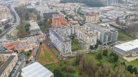 Apartamento T4 para Venda em Antas e Abade de Vermoim