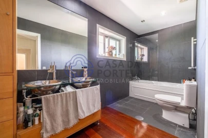 Apartamento T4 para Venda em Antas e Abade de Vermoim