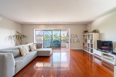 Apartamento T4 para Venda em Antas e Abade de Vermoim