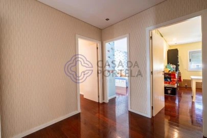 Apartamento T4 para Venda em Antas e Abade de Vermoim