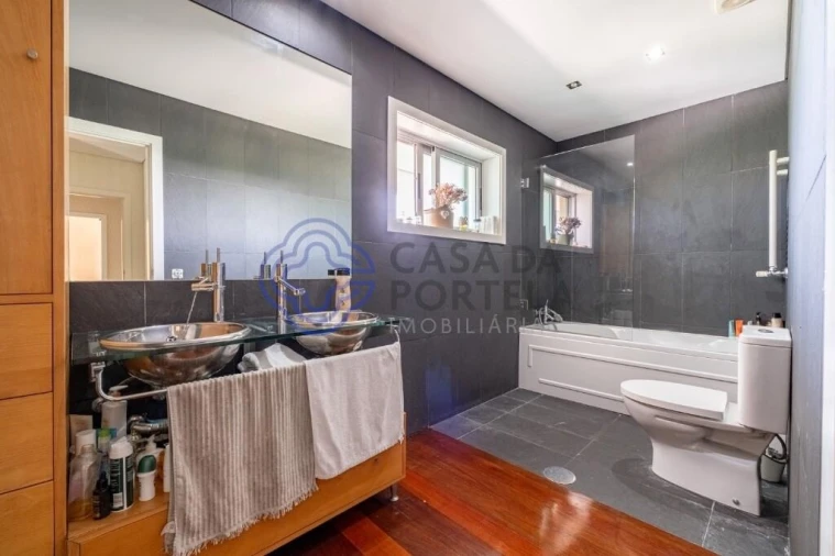Apartamento T4 para Venda em Antas e Abade de Vermoim Foto 30