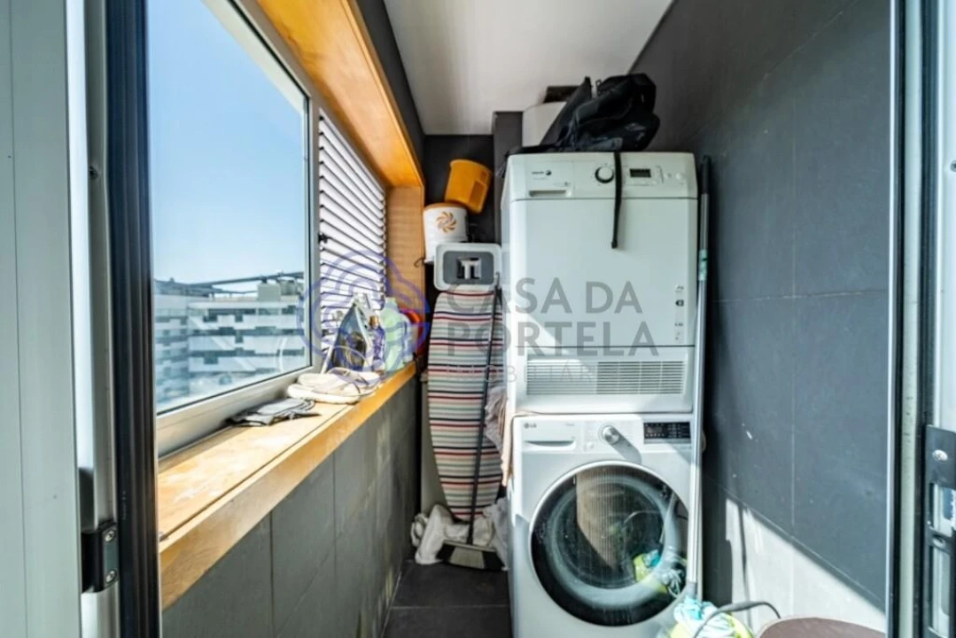 Apartamento T4 para Venda em Antas e Abade de Vermoim Foto 17