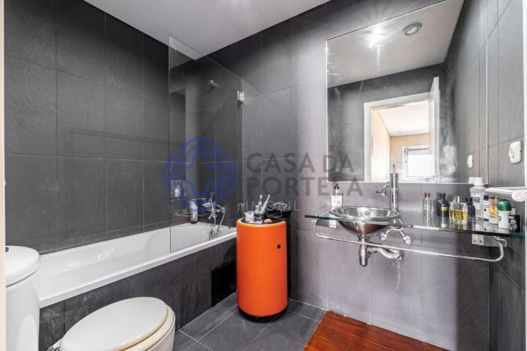 Apartamento T4 para Venda em Antas e Abade de Vermoim Foto 21
