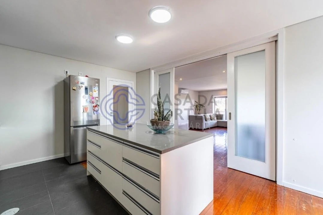 Apartamento T4 para Venda em Antas e Abade de Vermoim Foto 14