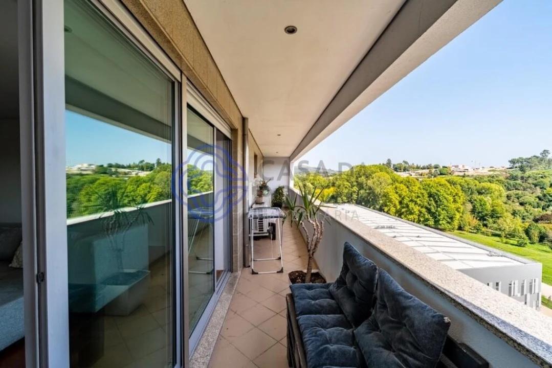 Apartamento T4 para Venda em Antas e Abade de Vermoim Foto 8