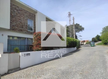 Moradia T3 para Venda em Azurara