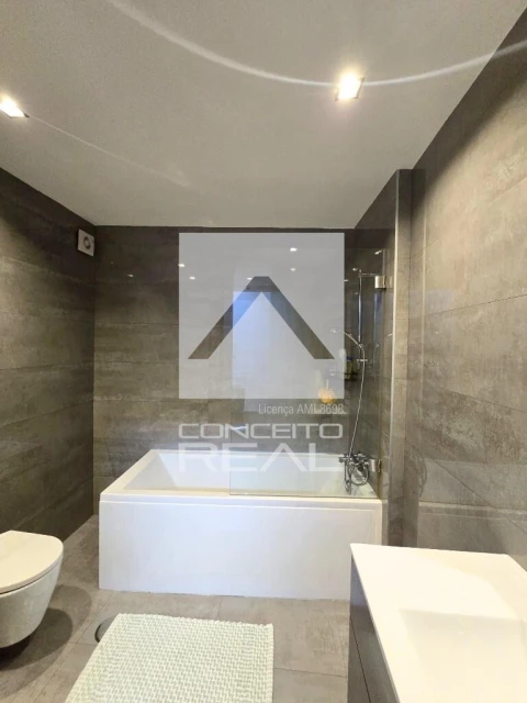 Moradia T3 para Venda em Azurara