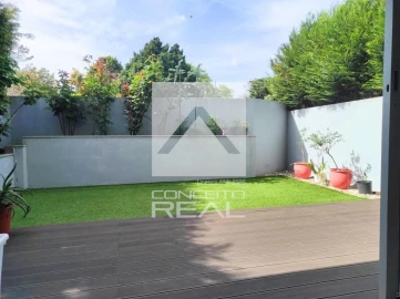 Moradia T3 para Venda em Azurara