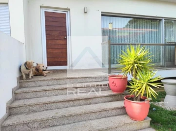 Moradia T3 para Venda em Azurara