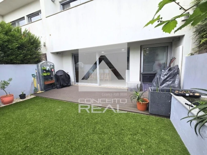 Moradia T3 para Venda em Azurara Foto 15