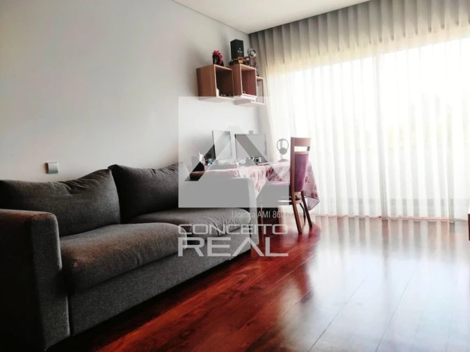 Moradia T3 para Venda em Azurara Foto 17