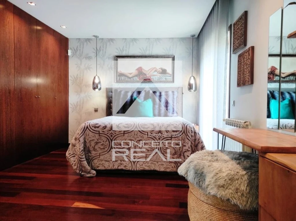 Moradia T3 para Venda em Azurara Foto 13