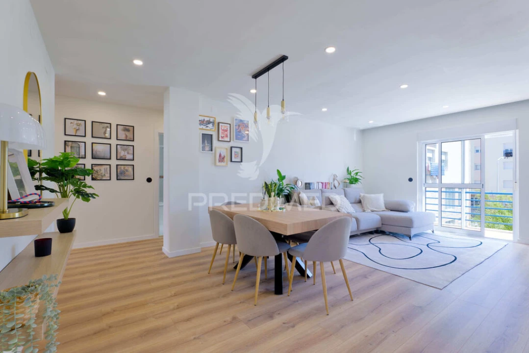 Apartamento T3 para Venda em Loures Foto 2