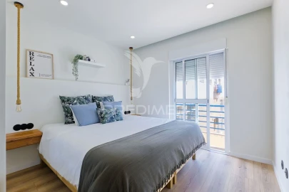 Apartamento T3 para Venda em Loures