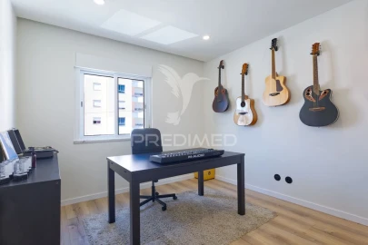 Apartamento T3 para Venda em Loures