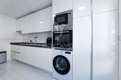 Apartamento T3 para Venda em Loures