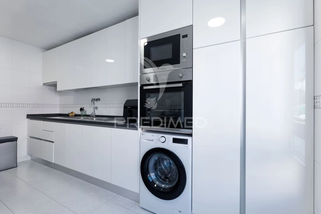 Apartamento T3 para Venda em Loures Foto 5