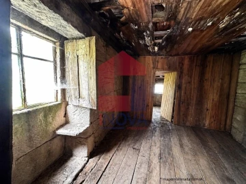 Moradia T2 para Venda em Vila Chã (São João Baptista e Santiago)