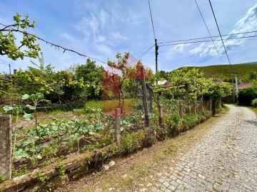 Moradia T2 para Venda em Vila Chã (São João Baptista e Santiago)