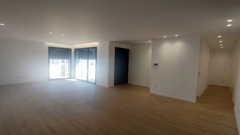 Moradia T3 para Venda em Ferreiros, Prozelo e Besteiros