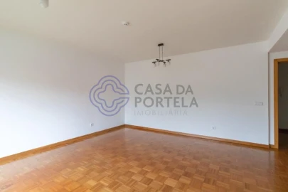 Moradia T3 para Venda em São João de Ver