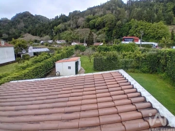 Moradia T4 para Venda em Furnas