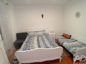 Moradia T4 para Venda em Furnas