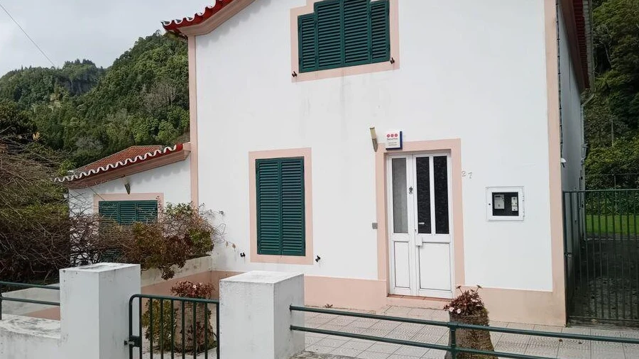 Moradia T4 para Venda em Furnas