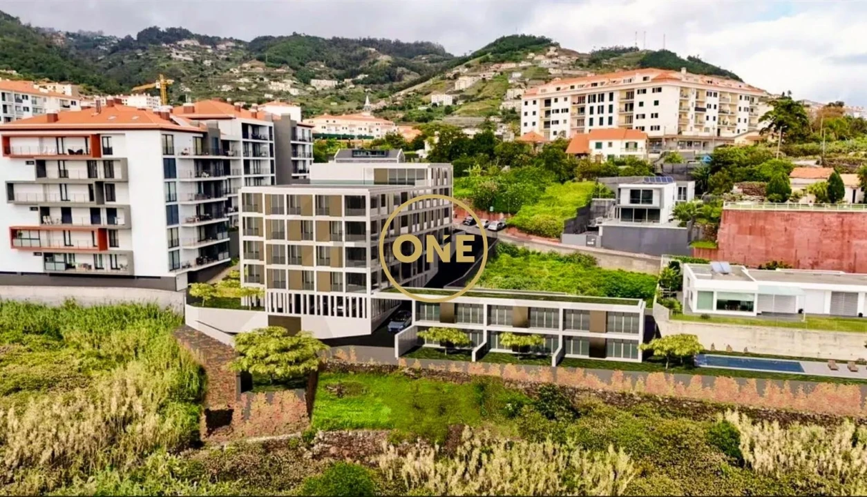 Apartamento T2 para Venda em Caniço Foto 6