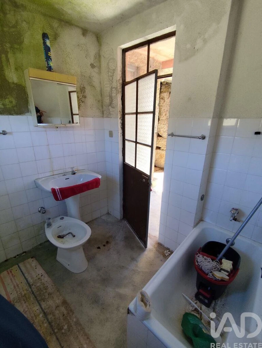 Moradia T3 para Venda em Midões Foto 19