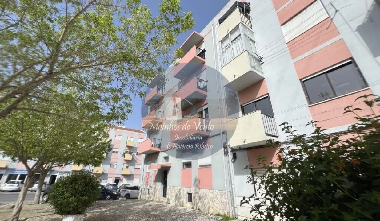 Apartamento T2 para Venda em Barreiro e Lavradio Foto 18