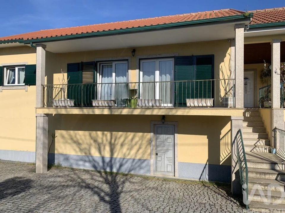 Quinta T4 para Venda em Sabrosa Foto 4