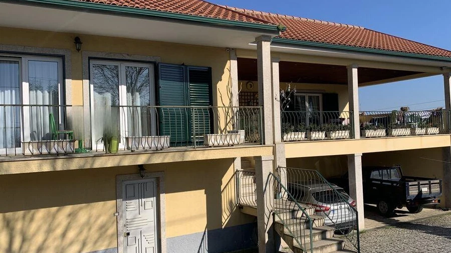 Quinta T4 para Venda em Sabrosa