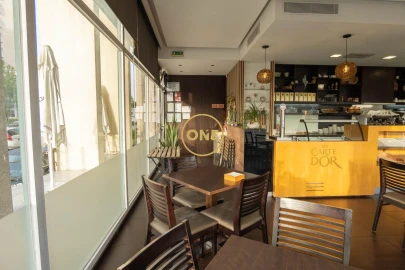 Loja para Trespasse em Paredes