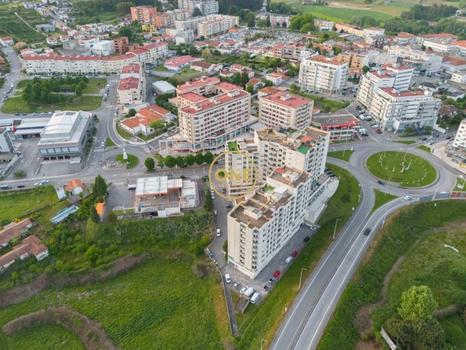 Loja para Trespasse em Paredes Foto 22