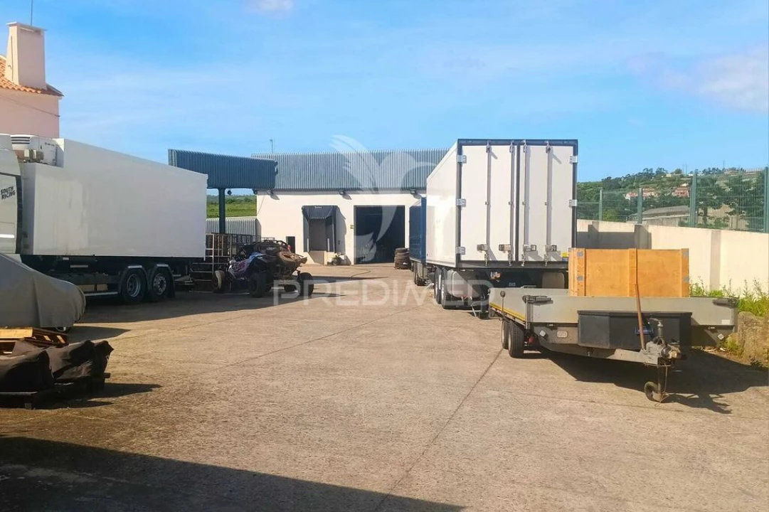 Armazém para Arrendamento em Almargem do Bispo, Pêro Pinheiro e Montelavar Foto 2