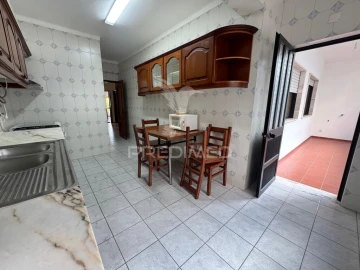 Apartamento T3 para Venda em Abrantes (São Vicente e São João) e Alferrarede