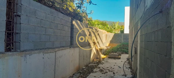 Moradia T3 para Venda em Santo Antonio