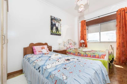 Apartamento T3 para Venda em Vialonga