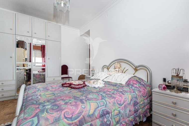 Apartamento T3 para Venda em Vialonga Foto 3