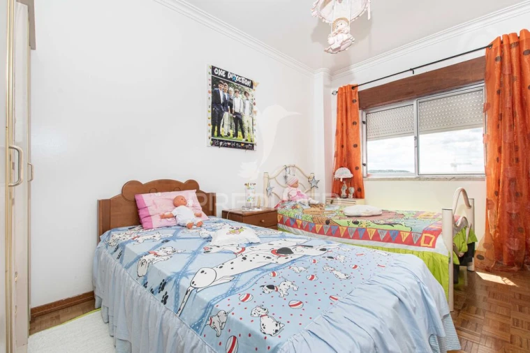 Apartamento T3 para Venda em Vialonga Foto 4