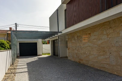 Moradia T4 para Venda em Palmeira