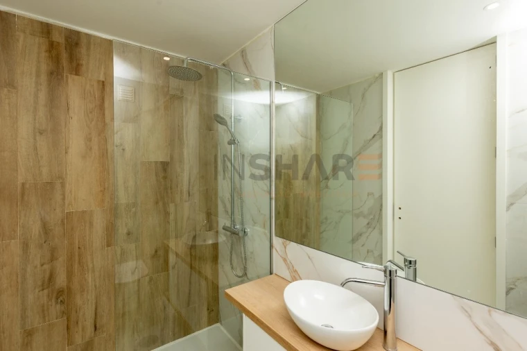 Moradia T4 para Venda em Palmeira Foto 32