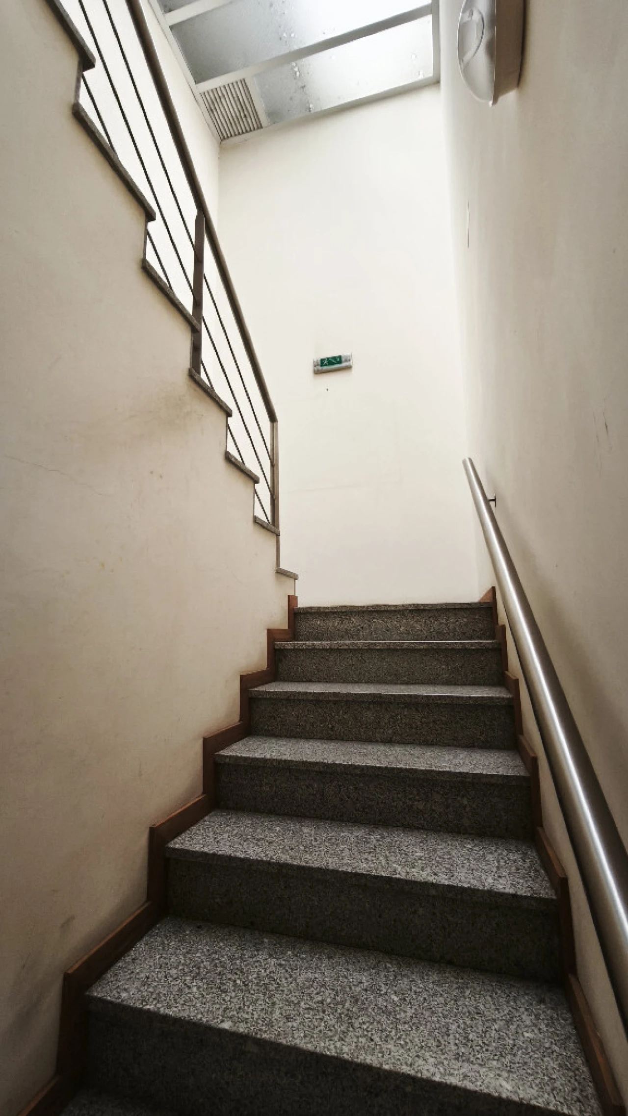 Armazém para Arrendamento em Canelas Foto 6