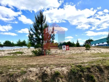 Terreno para Venda em Sabariz