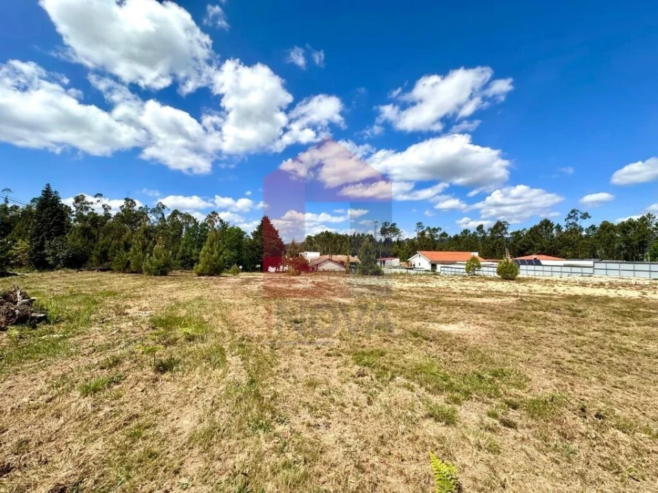 Terreno para Venda em Sabariz Foto 17