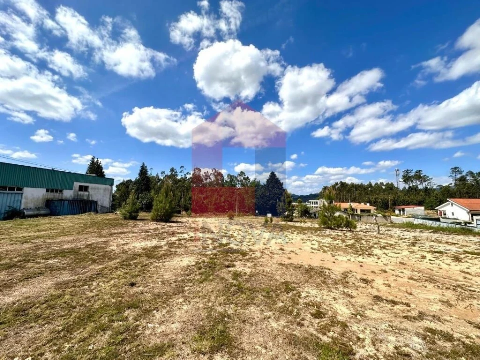 Terreno para Venda em Sabariz Foto 11