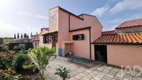 Moradia T3 para Venda em Ratoeira